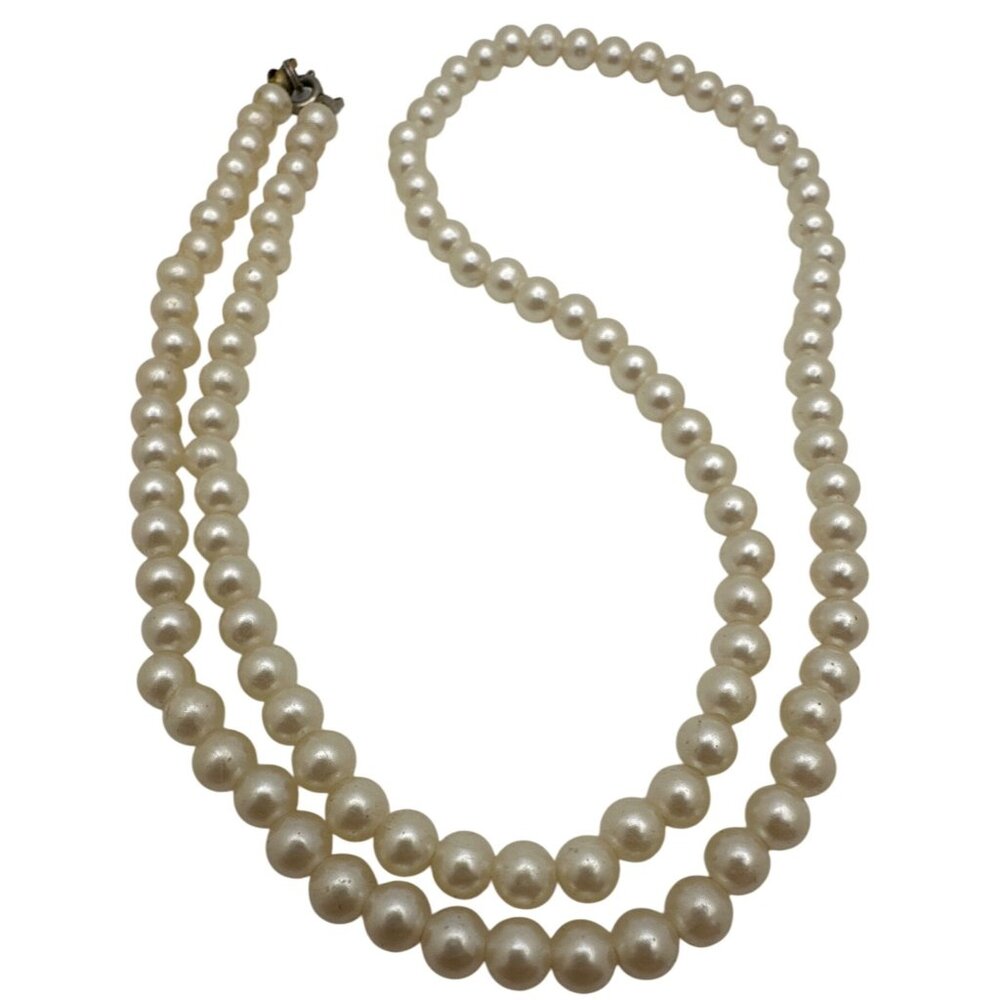 Vintage Faux Pearl Necklace White Simple Cottage Casual Chic Lightweight 23"